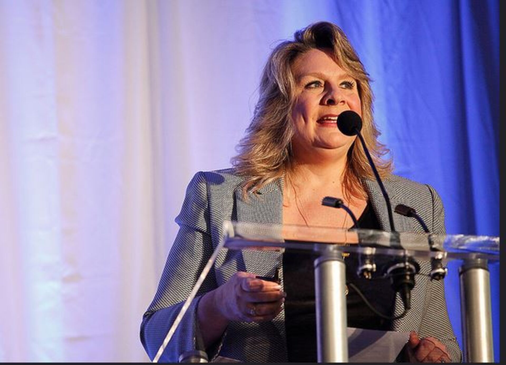 Distinctive Women Conference 2 Distinctive Women Conference 2